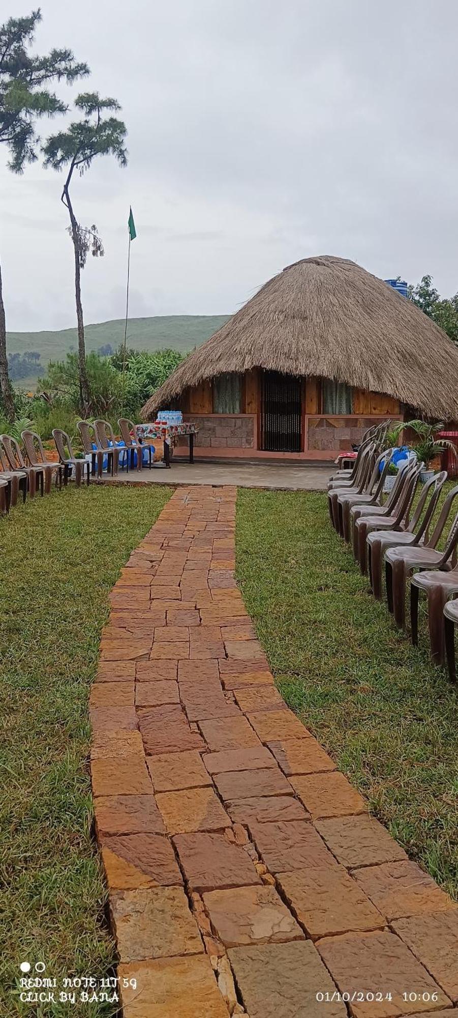 Meikha Homestay Pynursla Exterior foto